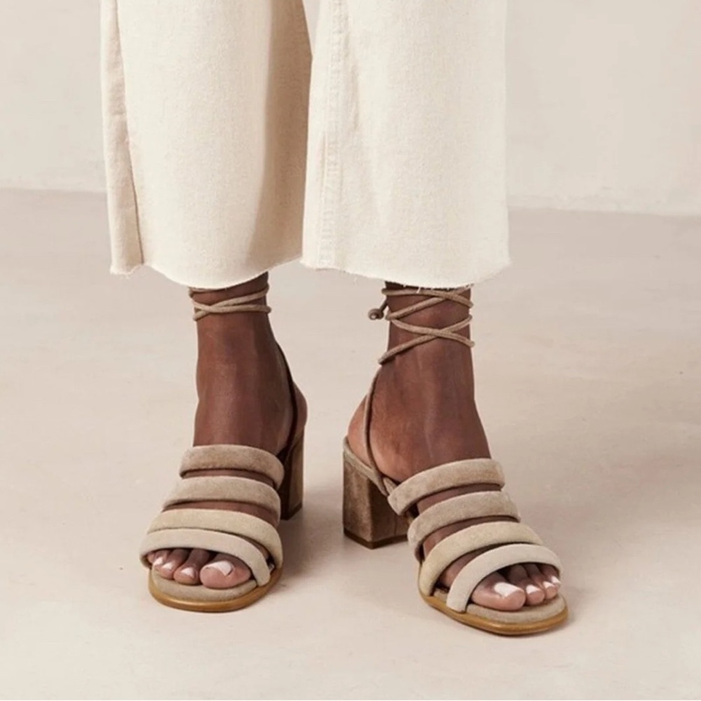 {ALOHAS} Letizia Shades of Beige suede block heel sandals US6